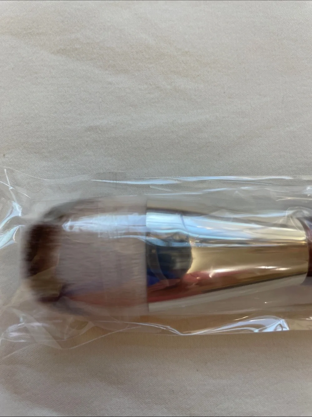 101 Contoured Foundation Brush - NWT