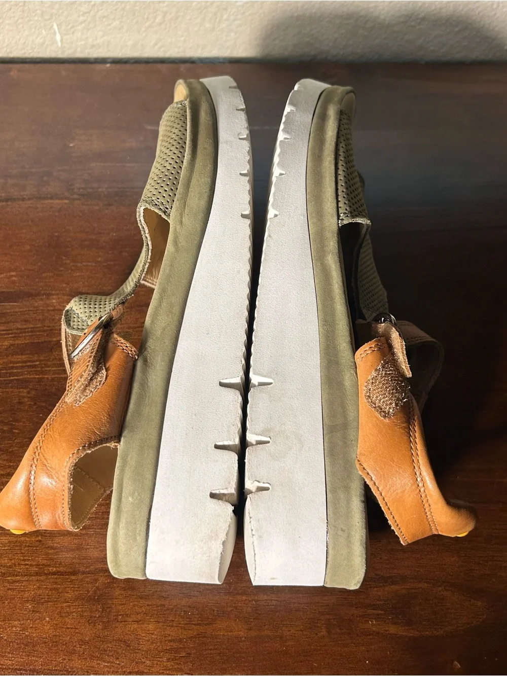 samuel hubbard comfortable olive