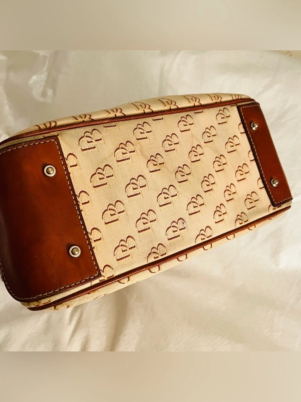 Dooney & Bourke warm are pictures