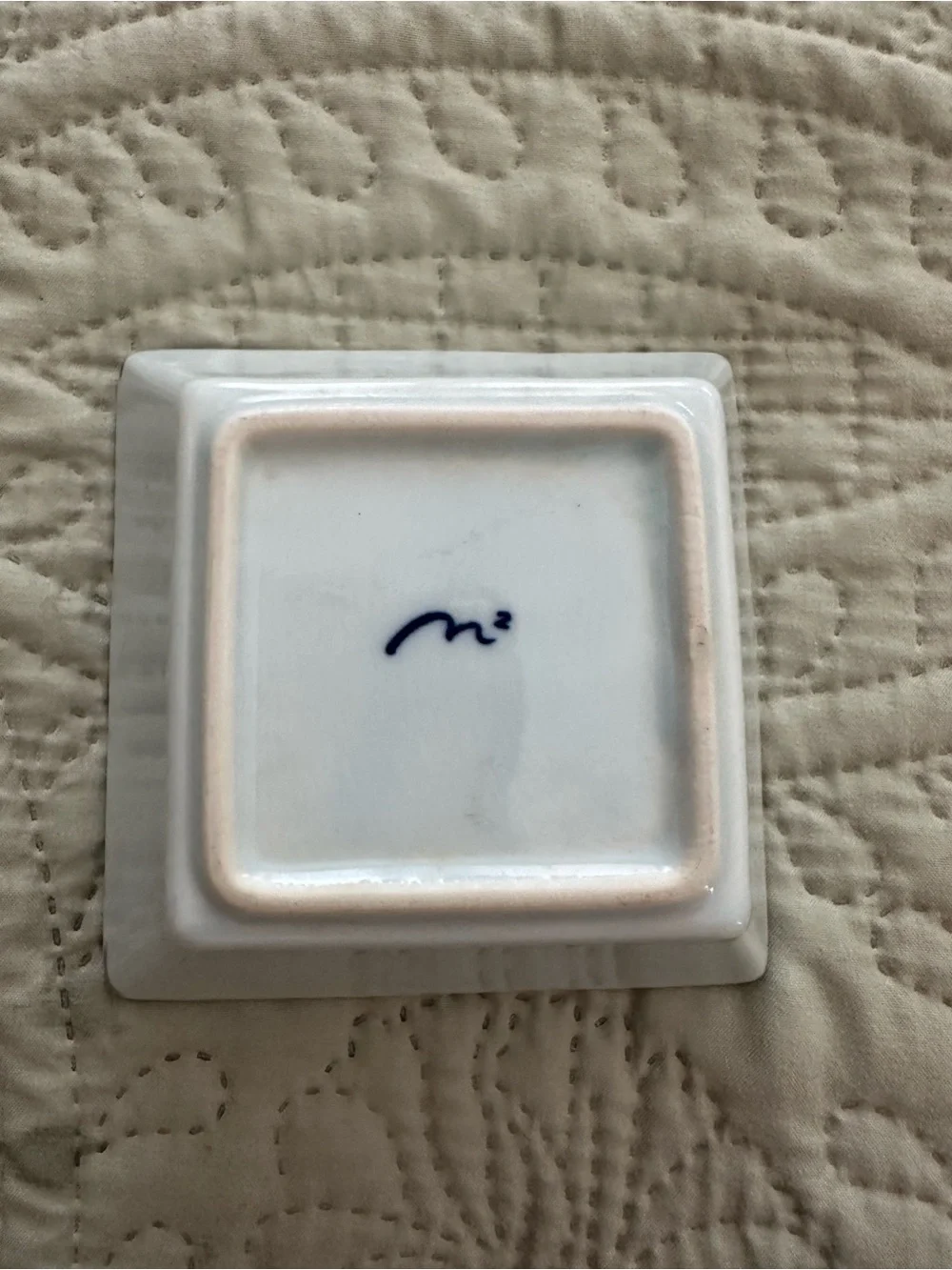 N/A elegant square