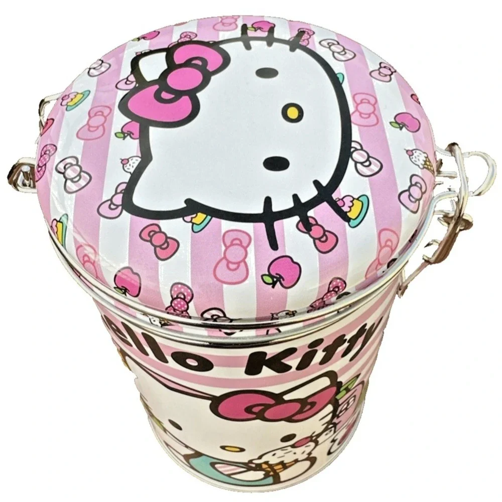 Sanrio Hello Kitty‎ Canister with Clasp Latch Secure Lid Bows Sweet Treats NWT