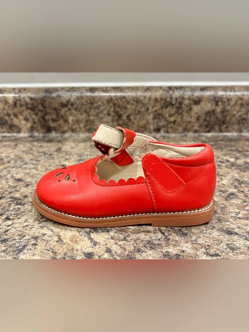 Felix & Flora classic red