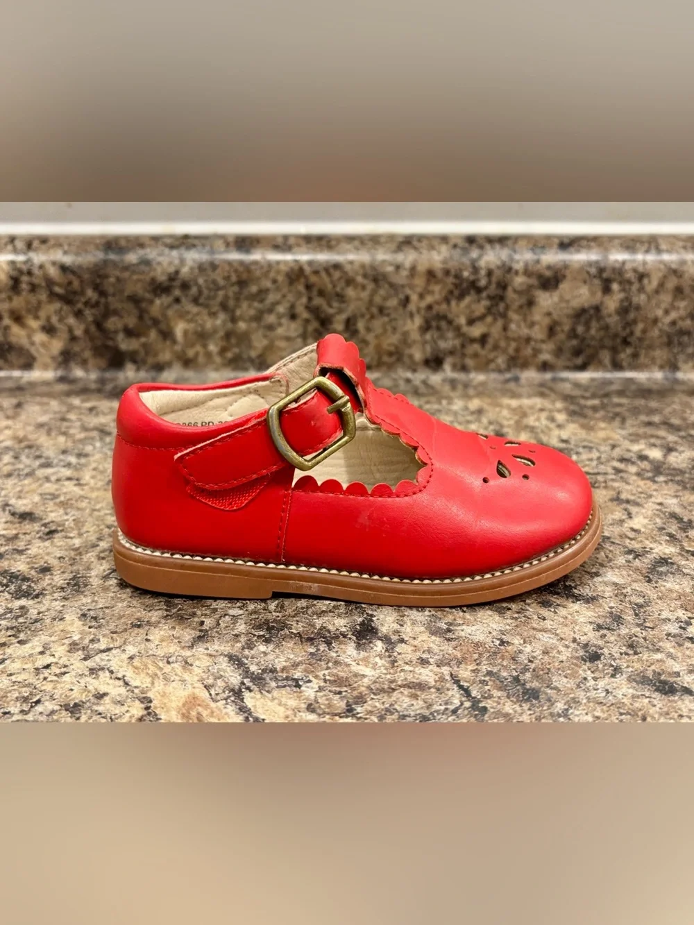 Felix & Flora classic red
