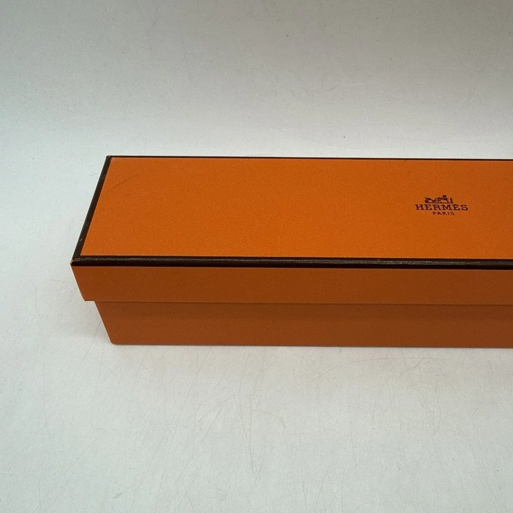 HERMÈS box only
