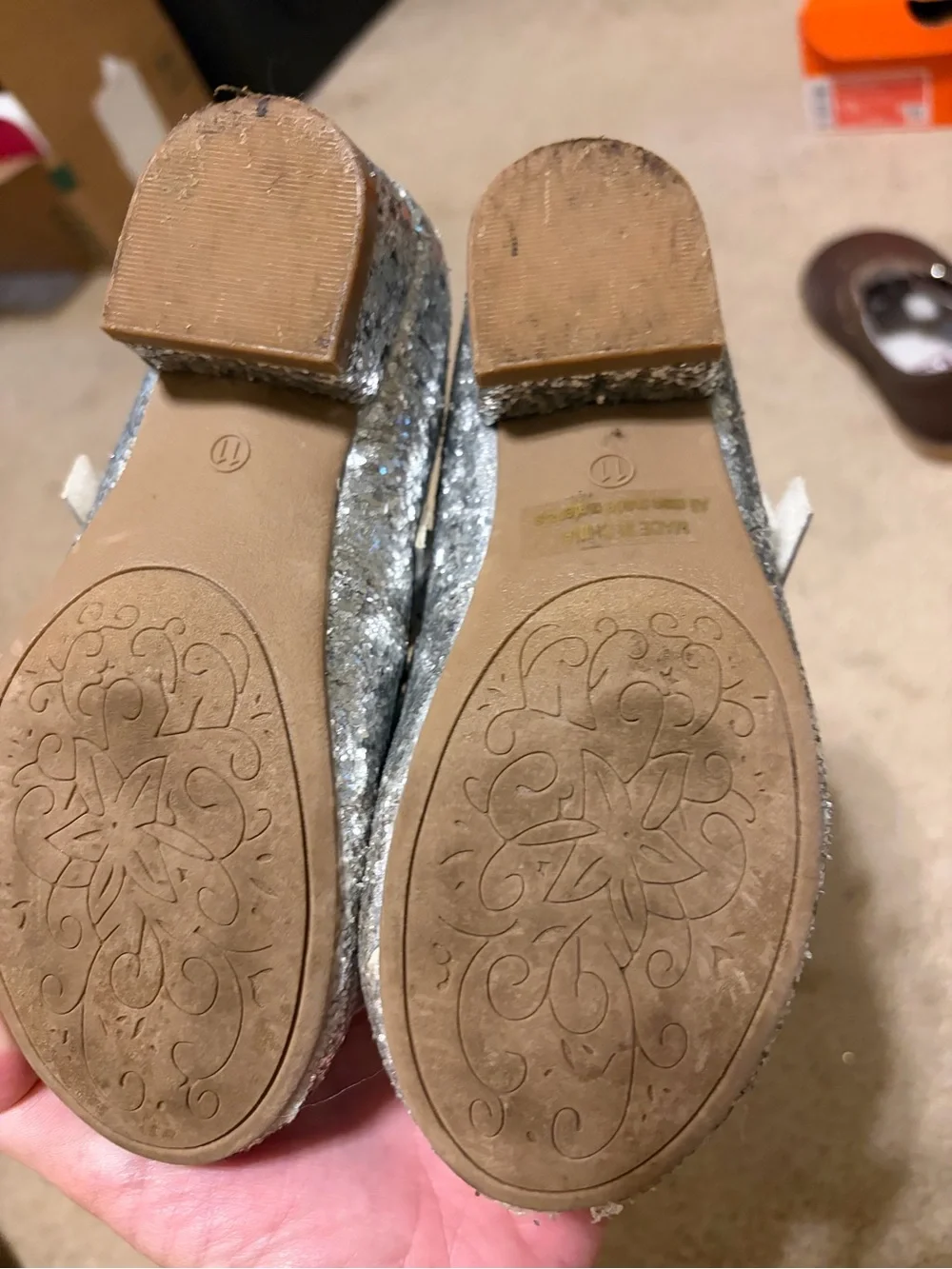 Dream Pairs Silver Glitter Mary Jane Shoes with Pearl Bow