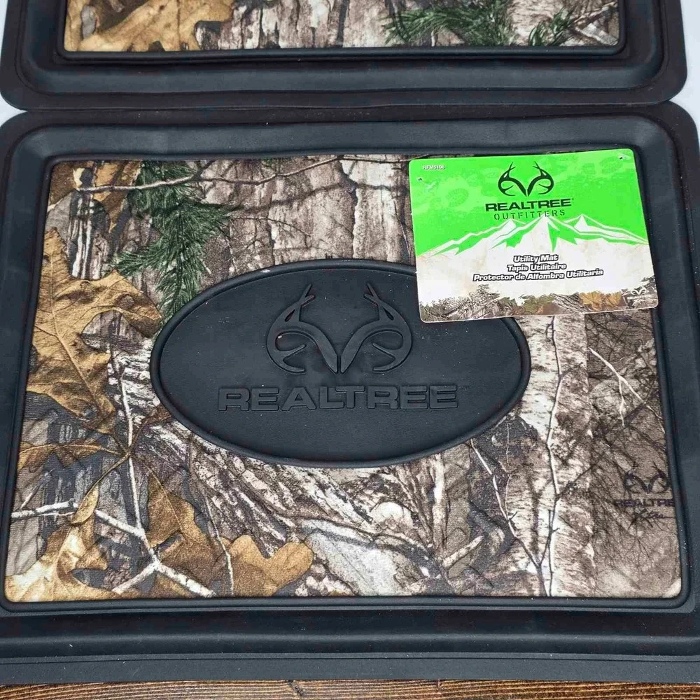 Realtree Outfitters Utility Camo Floor Mats Set of 2 Universal Fit Car Track Mat