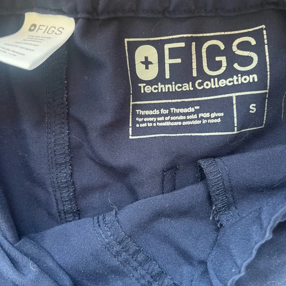 Figs four small rayon