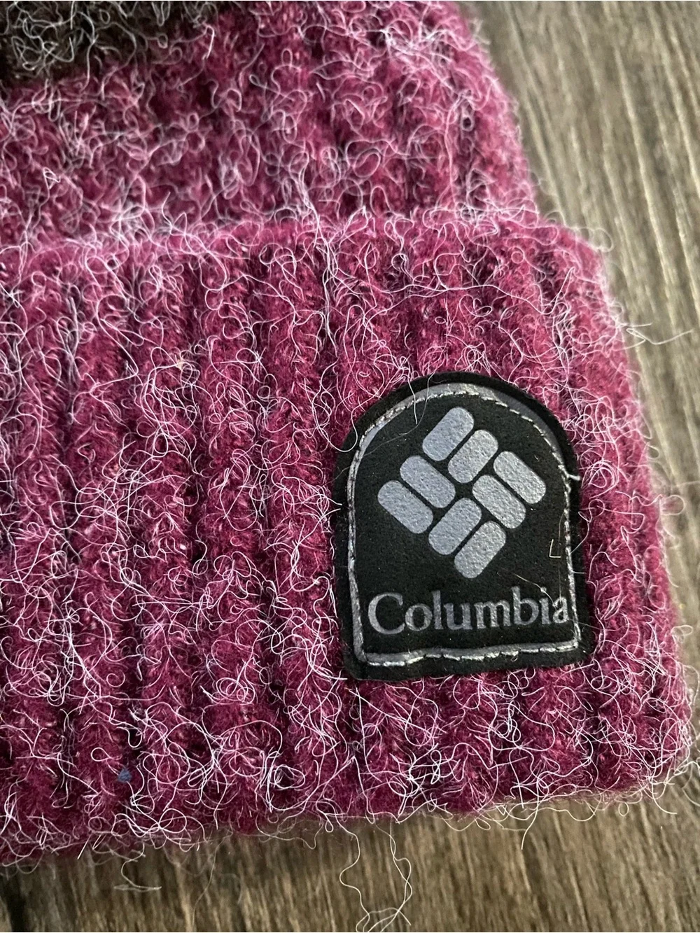 Columbia pom soft