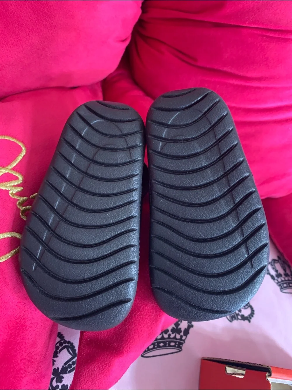 Nike heel wear