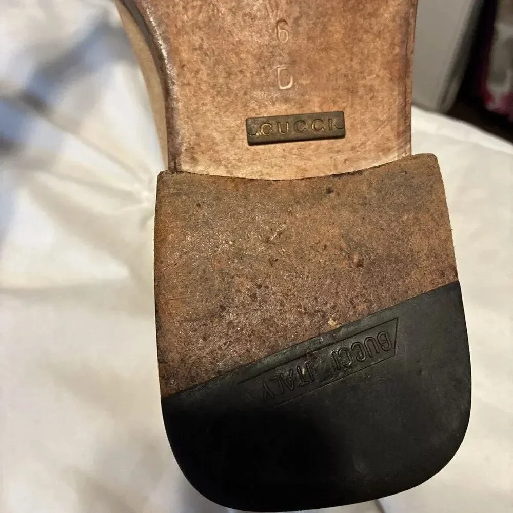 Gucci Authentic Beige Neutral Suede Leather Ankle Chelsea Boots 6