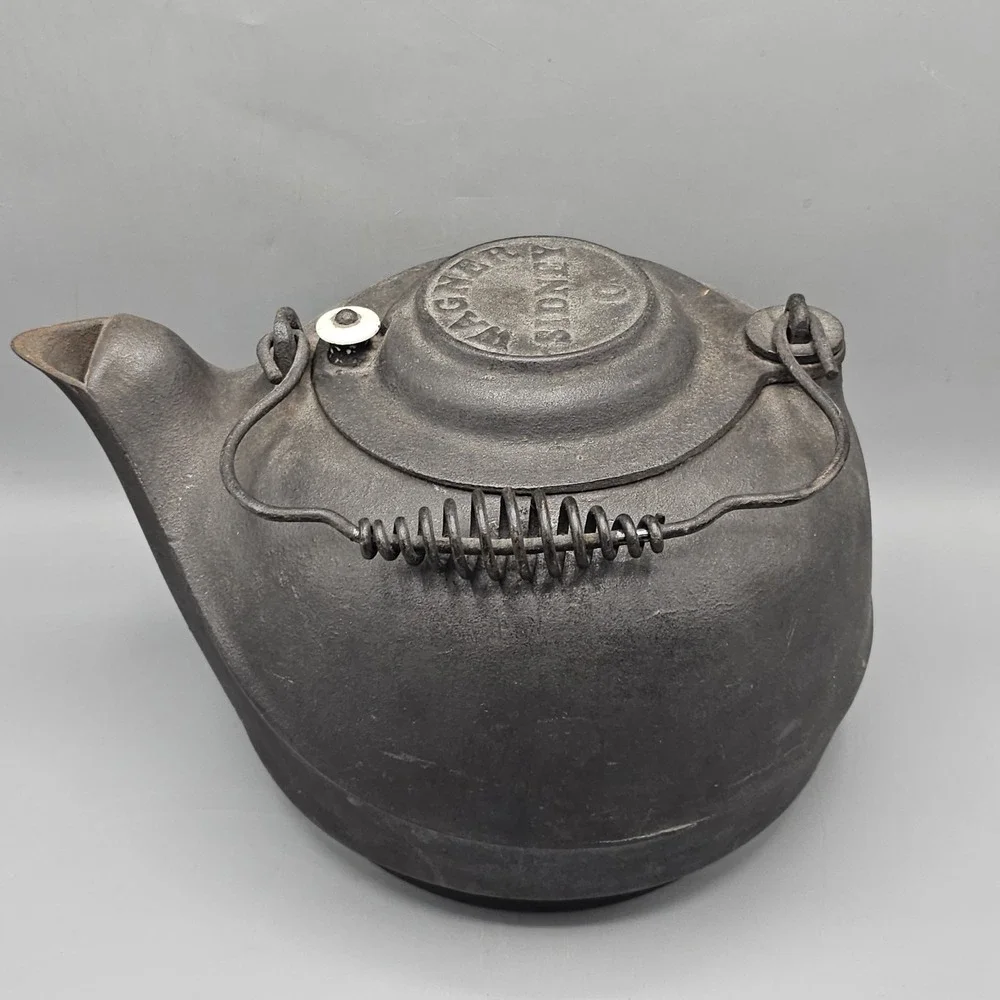 Wagner Ware bottom isn