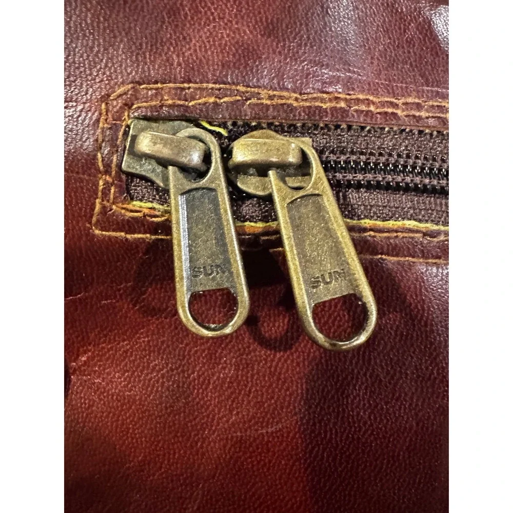 Unbranded crafted from