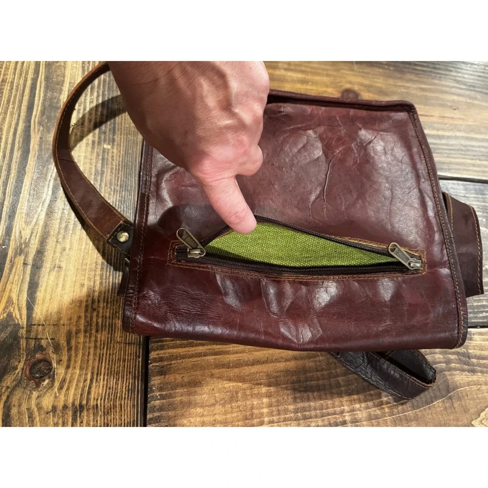 Unbranded crafted from