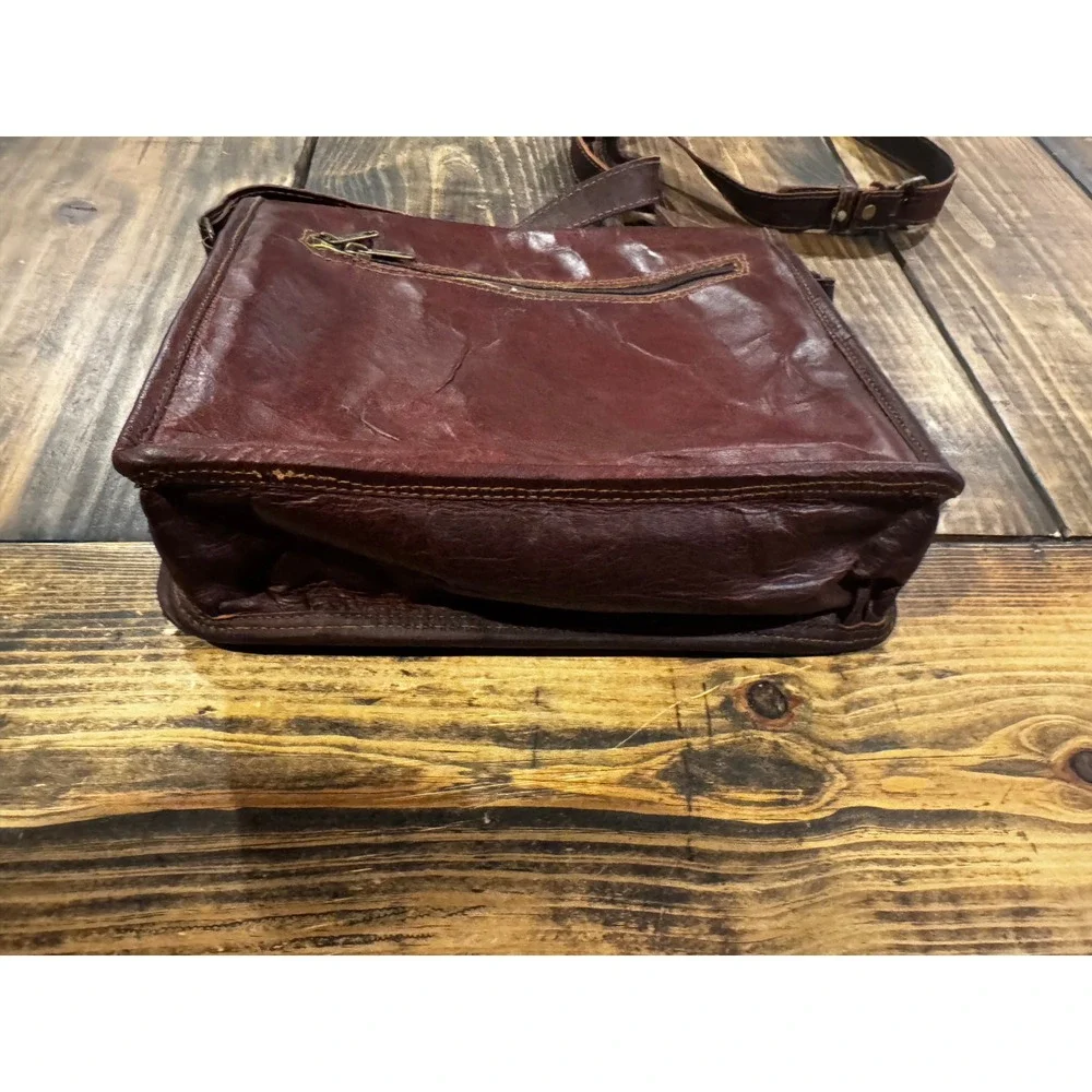 Unbranded crafted from
