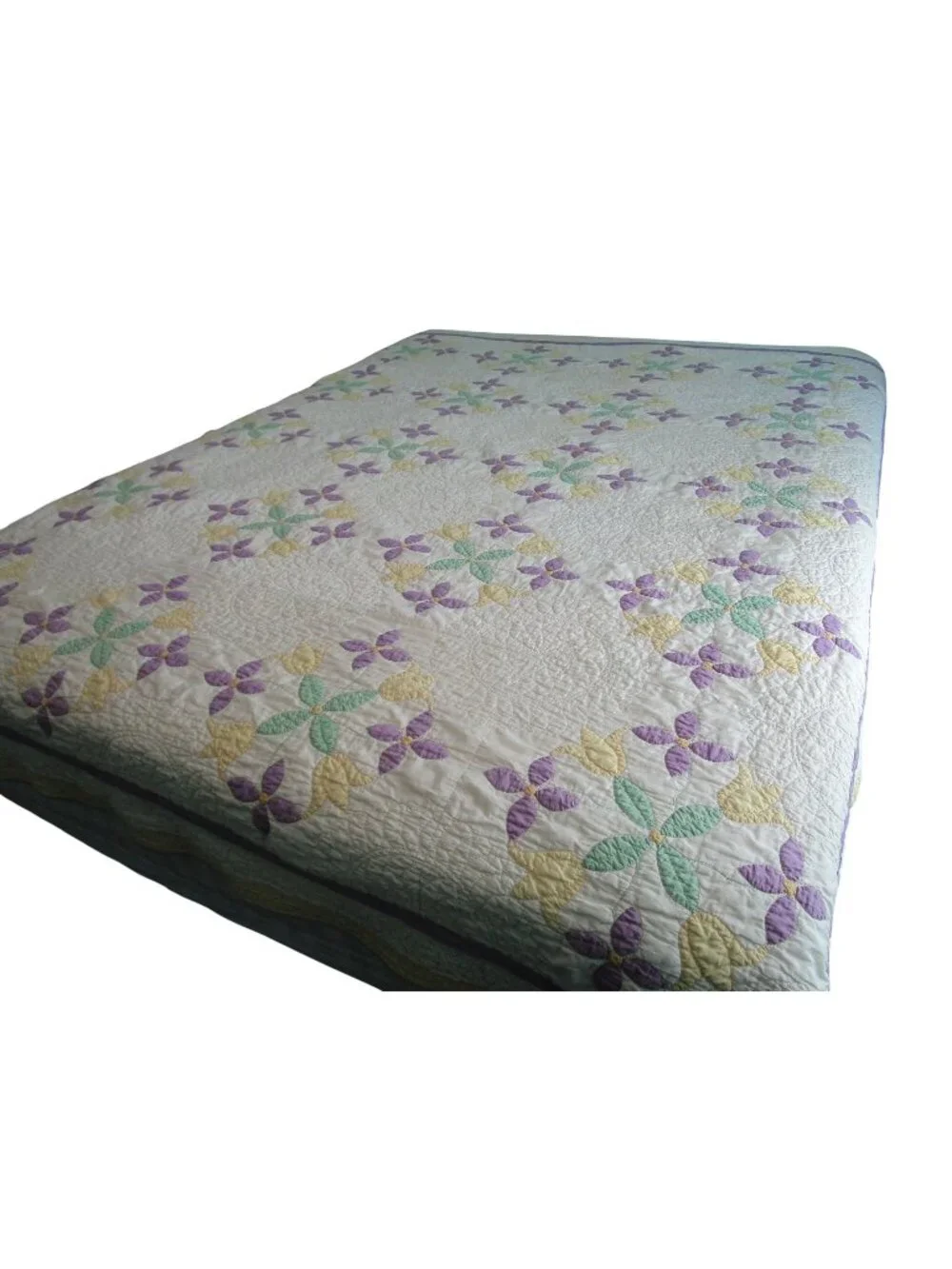 Tulip Wreath Floral Patchwork Quilt Pastel Yellow Purple Green Appliqué Damage