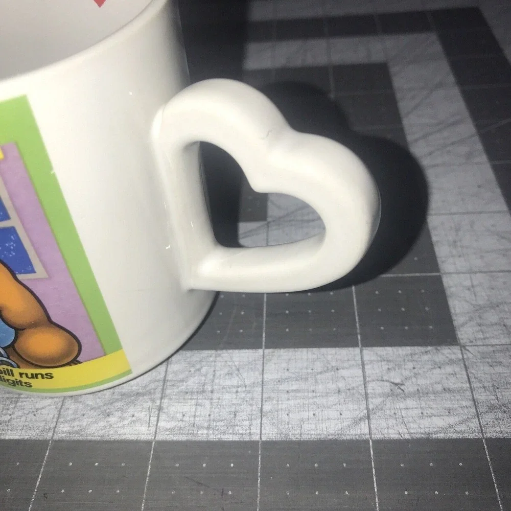 1978 Garfield the Cat Coffee Mug Heart Handle KNOW YOU'RE IN LOVE Phone Enesco‎
