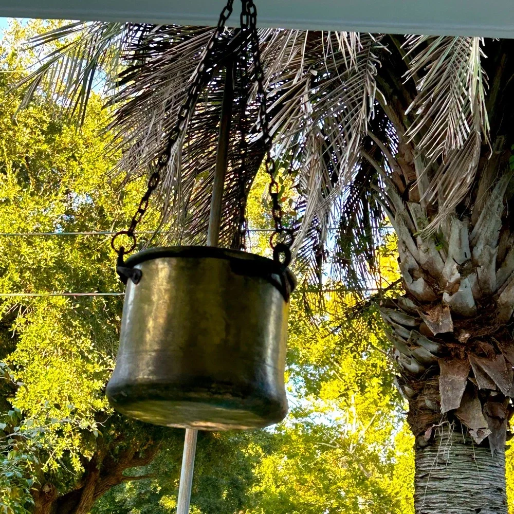 N/A heavy pot