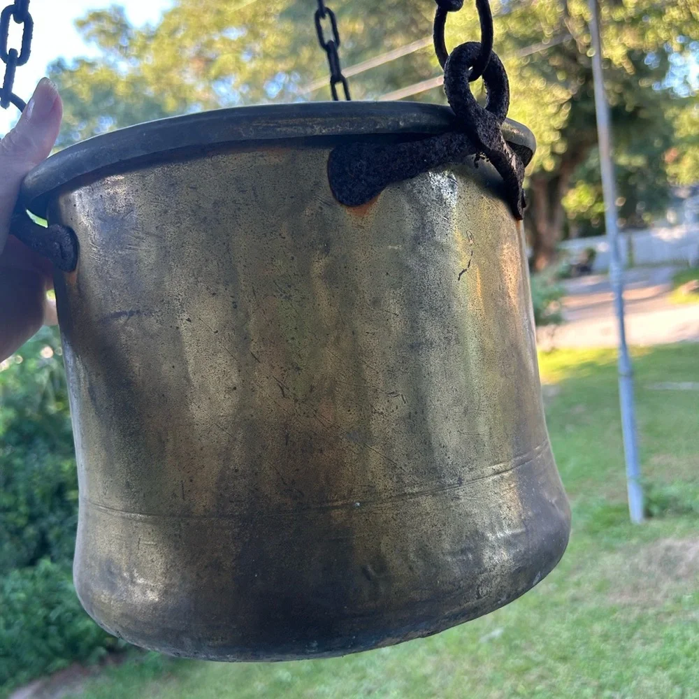 N/A heavy pot