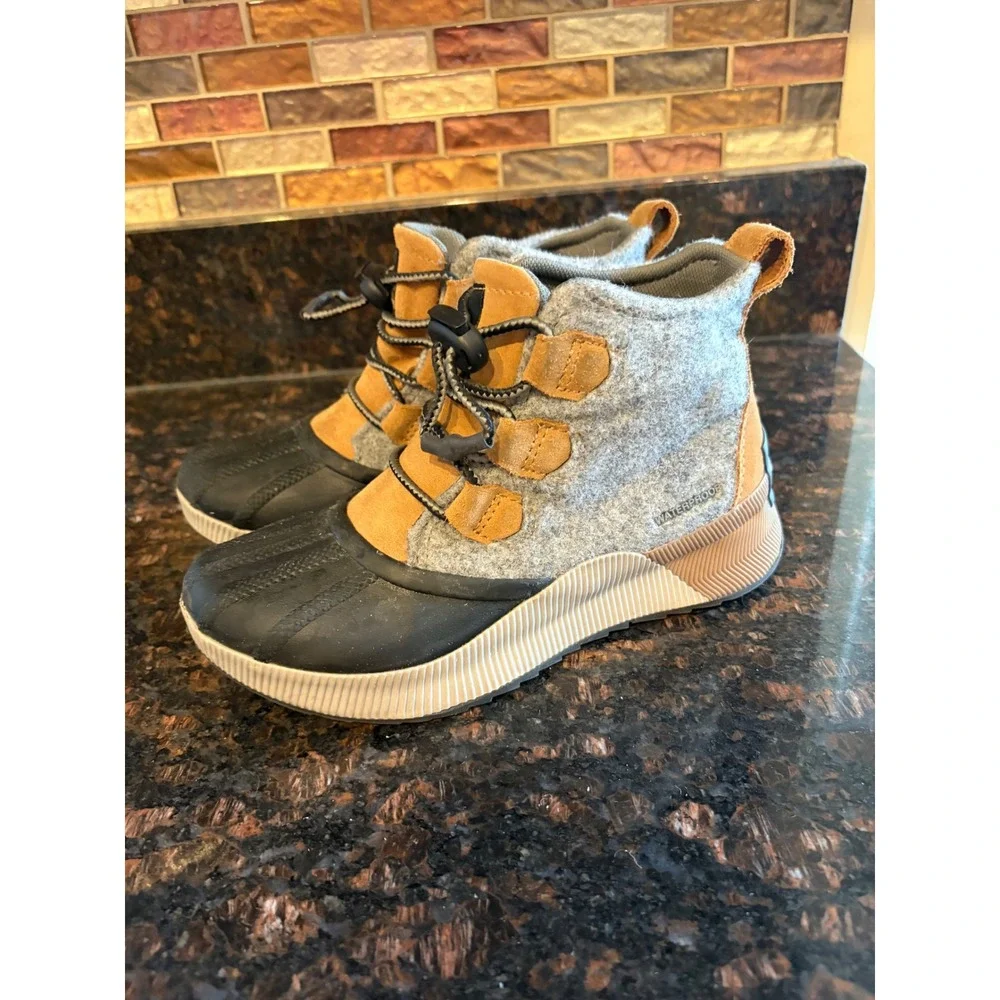 Sorel out about
