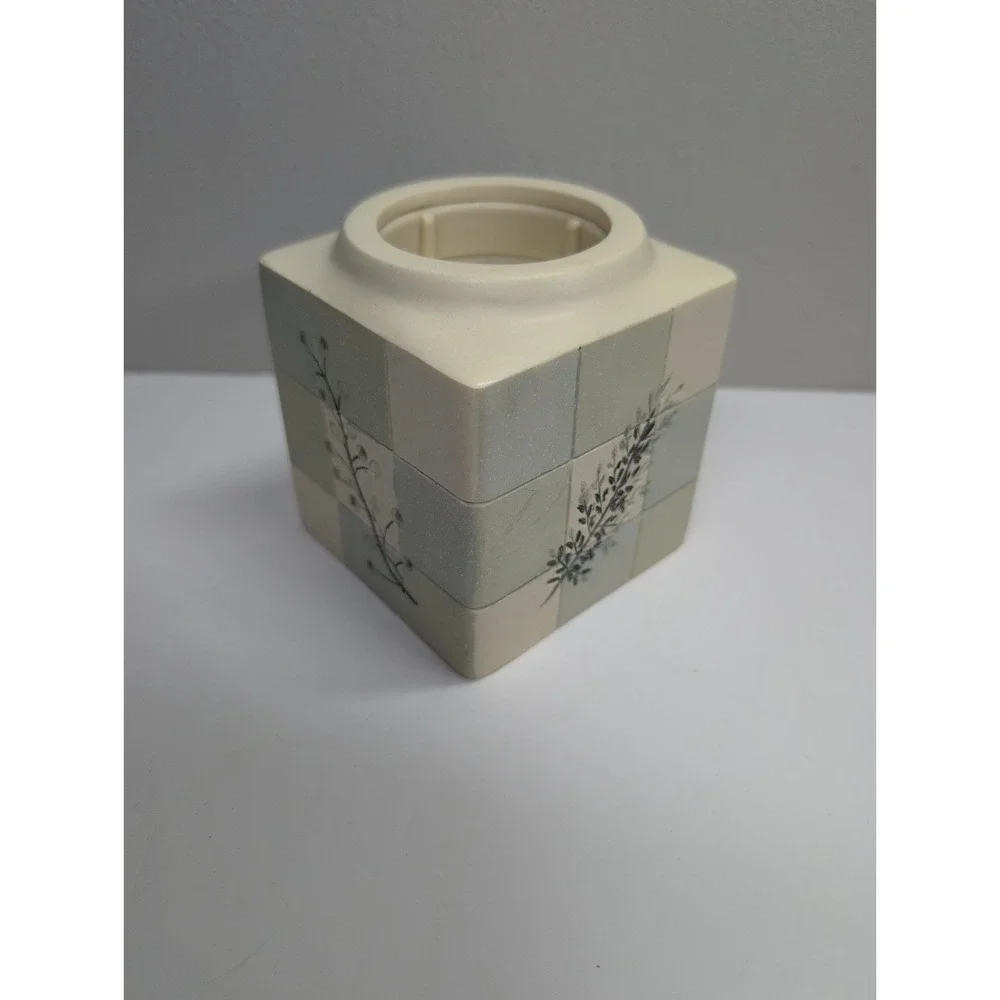 Vintage‎ Croscill Rainer Resin Bathroom Cup Holder