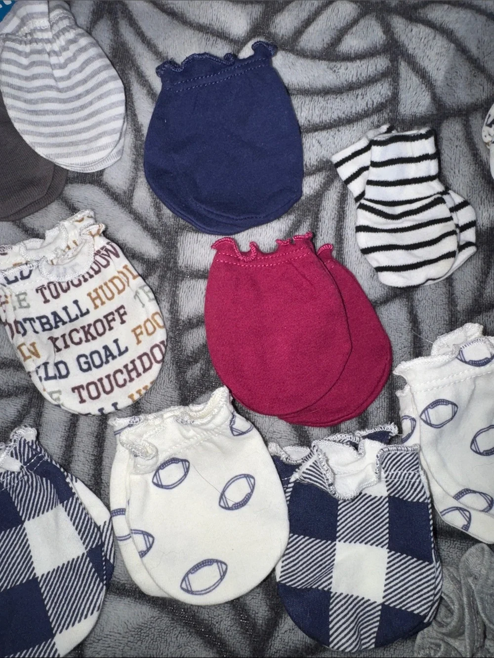 NWT Bundle of 17 Baby “No Scratch” Mittens - Size NB - 6 Months