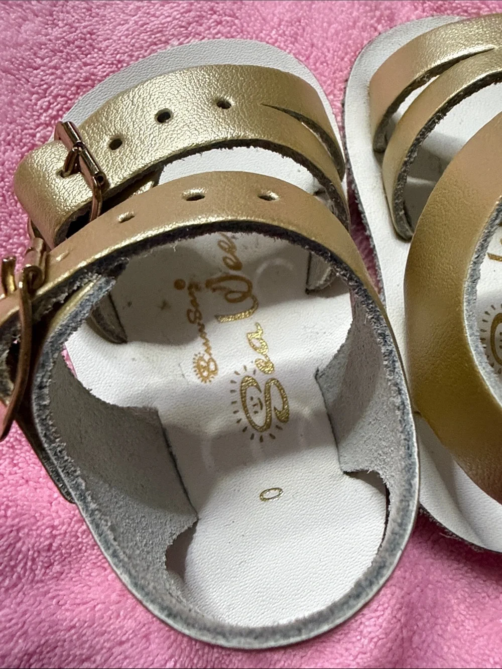 Baby Gold Metallic Buckle Sandals - Brand Salt Water size 0 New Without Tags