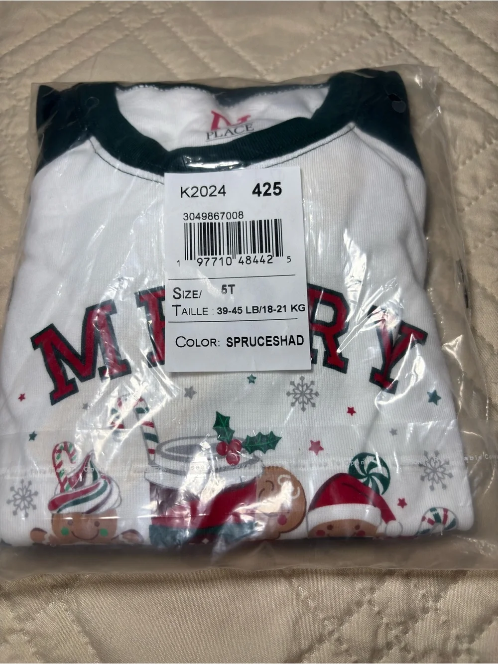 Children’s Place 5T Merry Everything Pajama Set