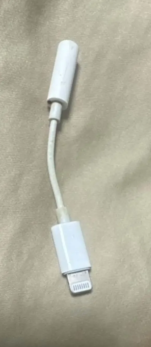 Apple Lightning to 3.5mm Headphone Jack Adapter