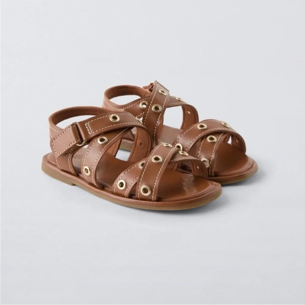 Zara Kids, Brown, STUDDED SANDALS, 6½ (5.3 inches)