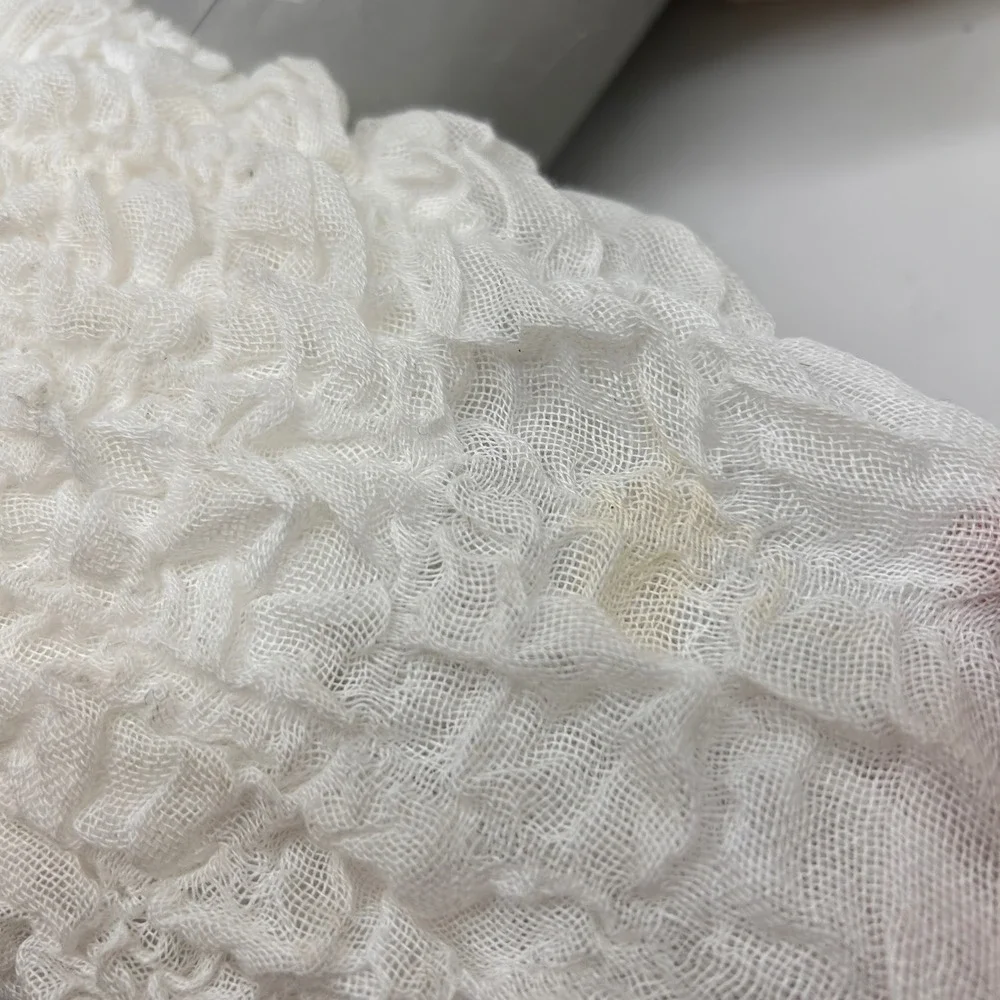 IKEA Ofelia Crinkle Throw Blanket White Textured Ruffled 51x67 601.315.93