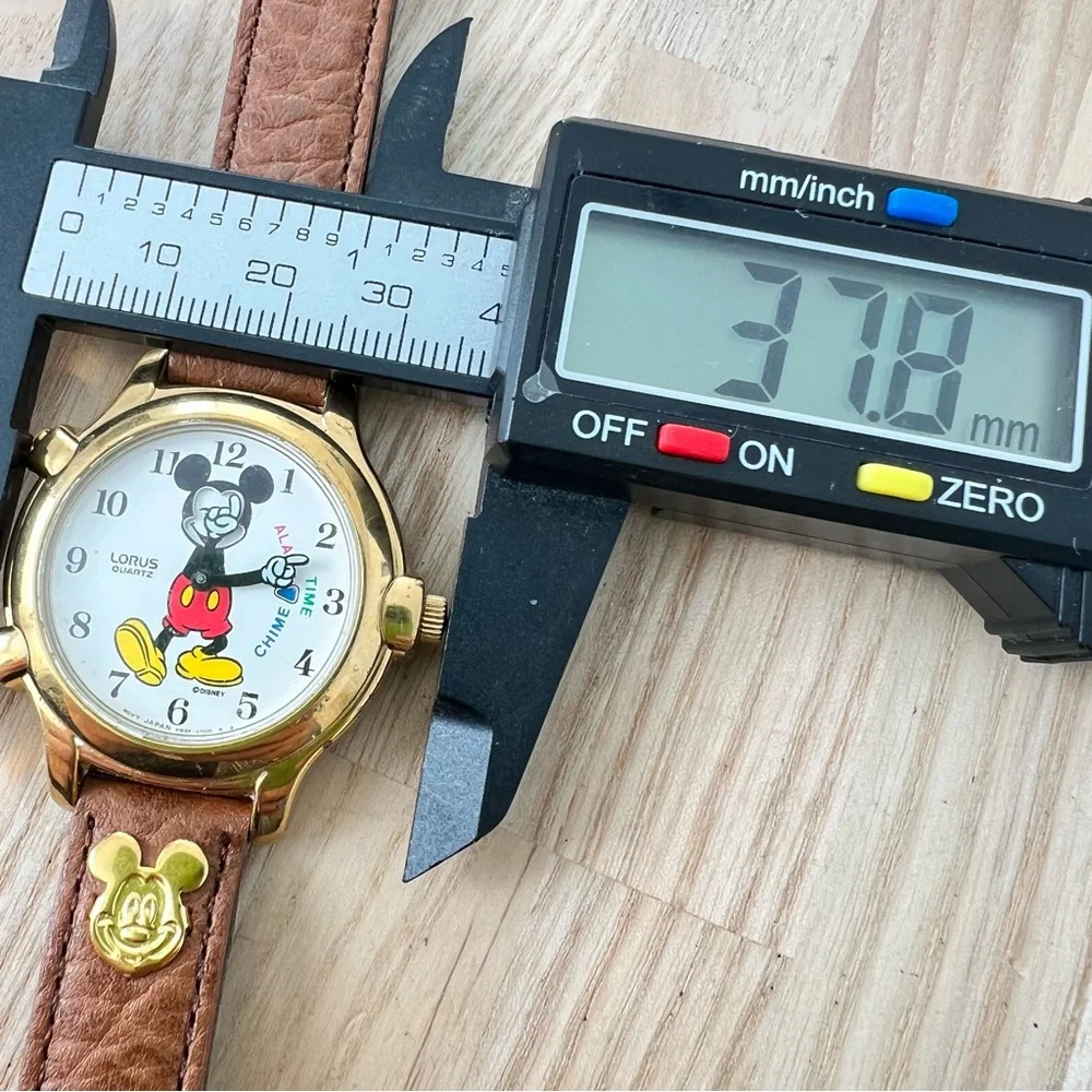 Rare vintage Lorus Disney Mickey Mouse alarm watch NEW BATTERY