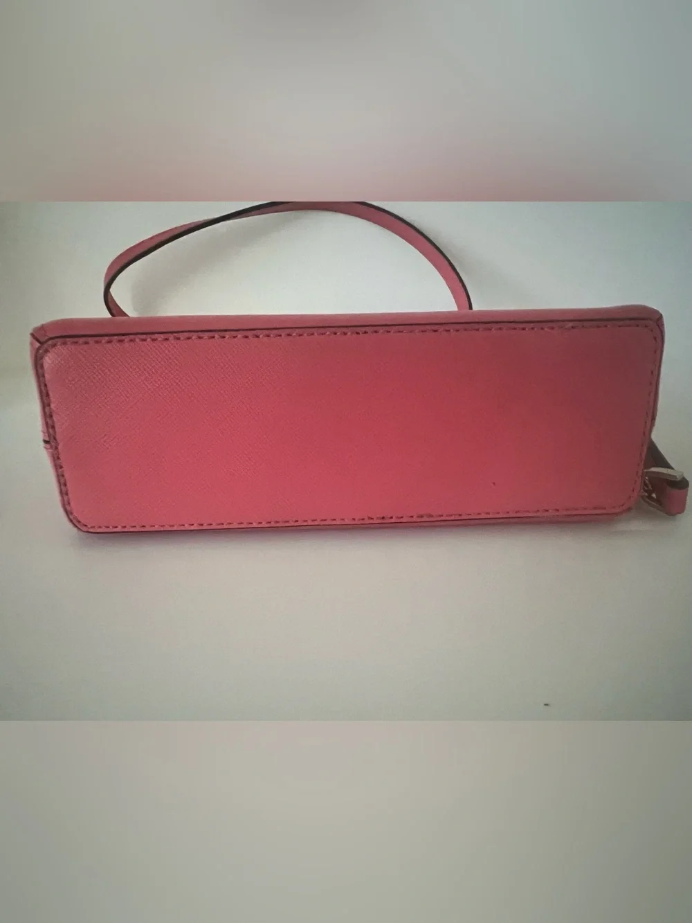 kate spade saffiano carry tone