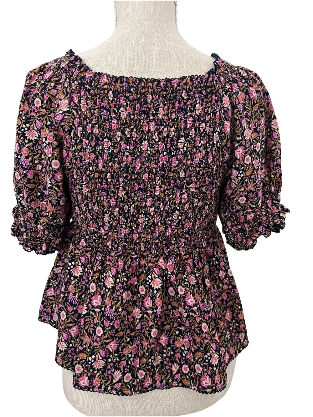 Old Navy Black Floral Square-Neck Smocked Peplum Top