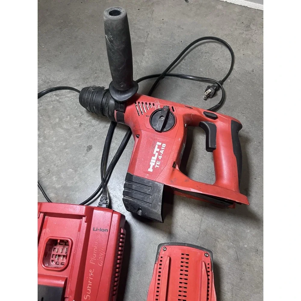 Hilti TE4-A18 Cordless Rotary Hammer Drill w/ Charger And Battery