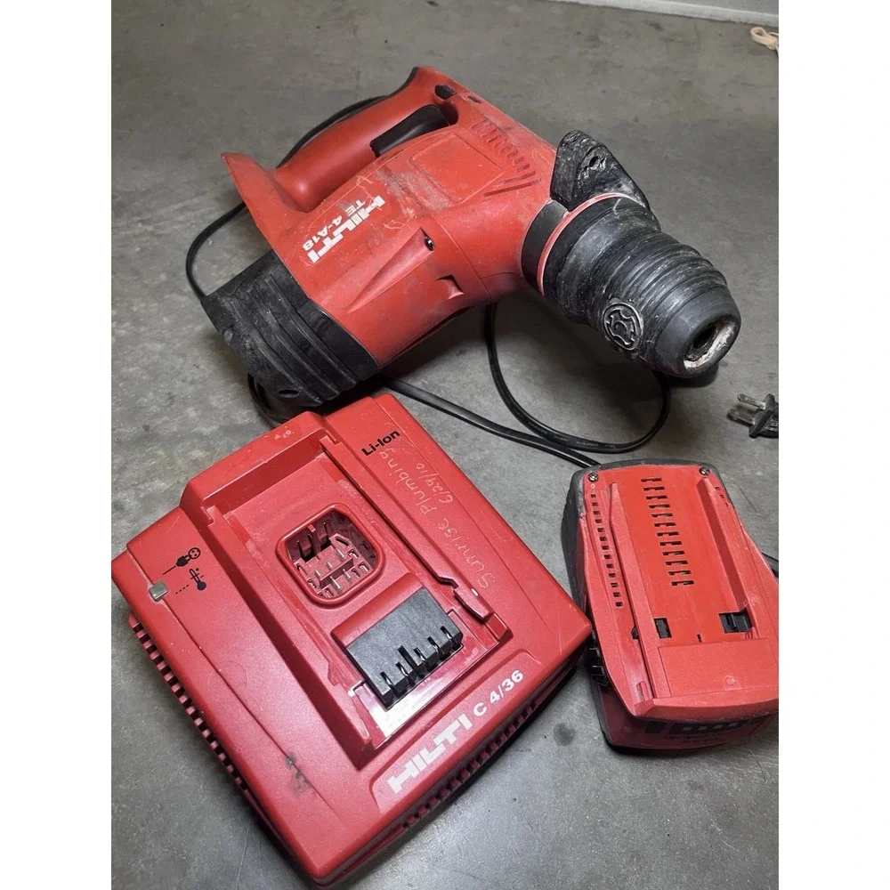 Hilti TE4-A18 Cordless Rotary Hammer Drill w/ Charger And Battery