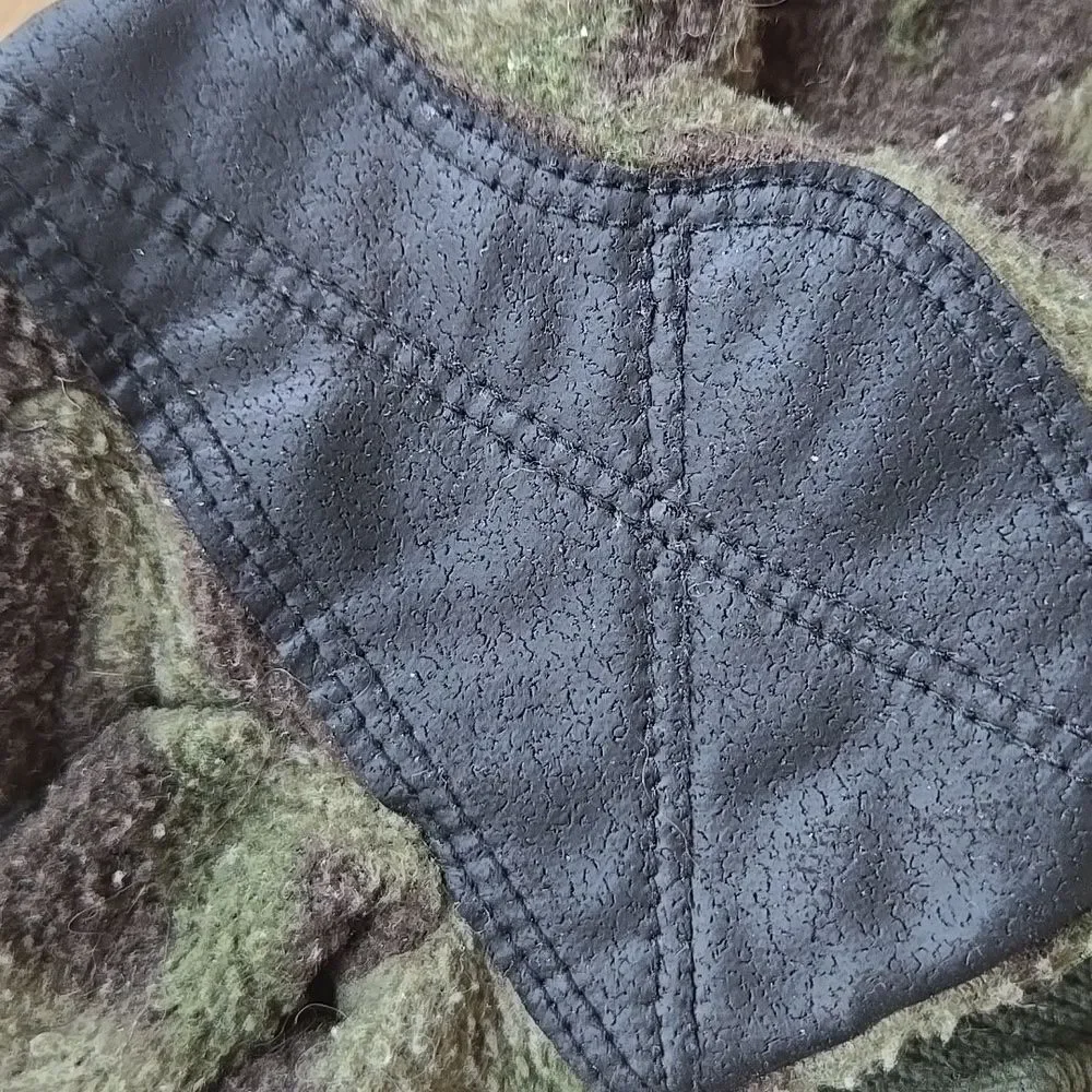Columbia Youth Large Camouflage Knit Gloves Big Kids Boys Unisex Colors