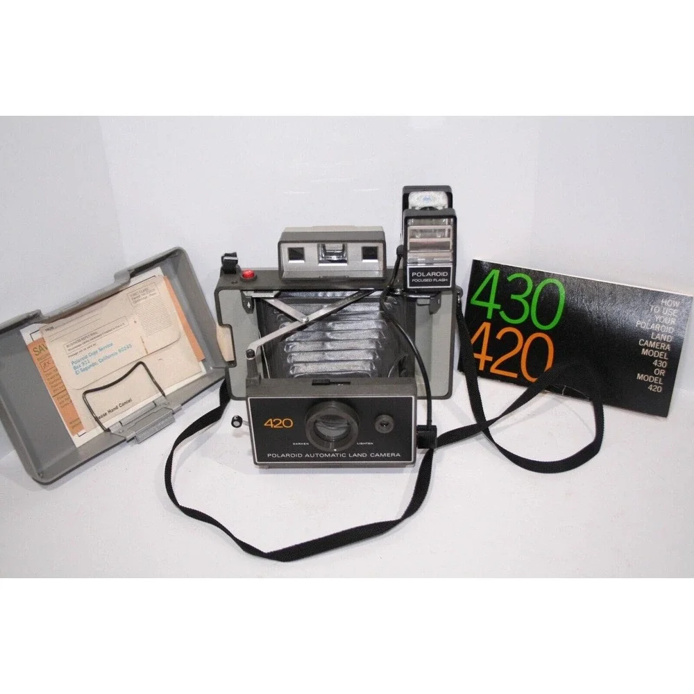 Polaroid Land Camera Vintage 420 With Case And Flash Film Manual