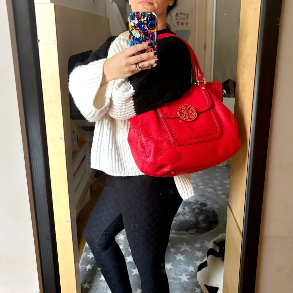 Tory Burch 4-way Amanda Classic Handle Hobo in New Carnival Red Pebbled Leather