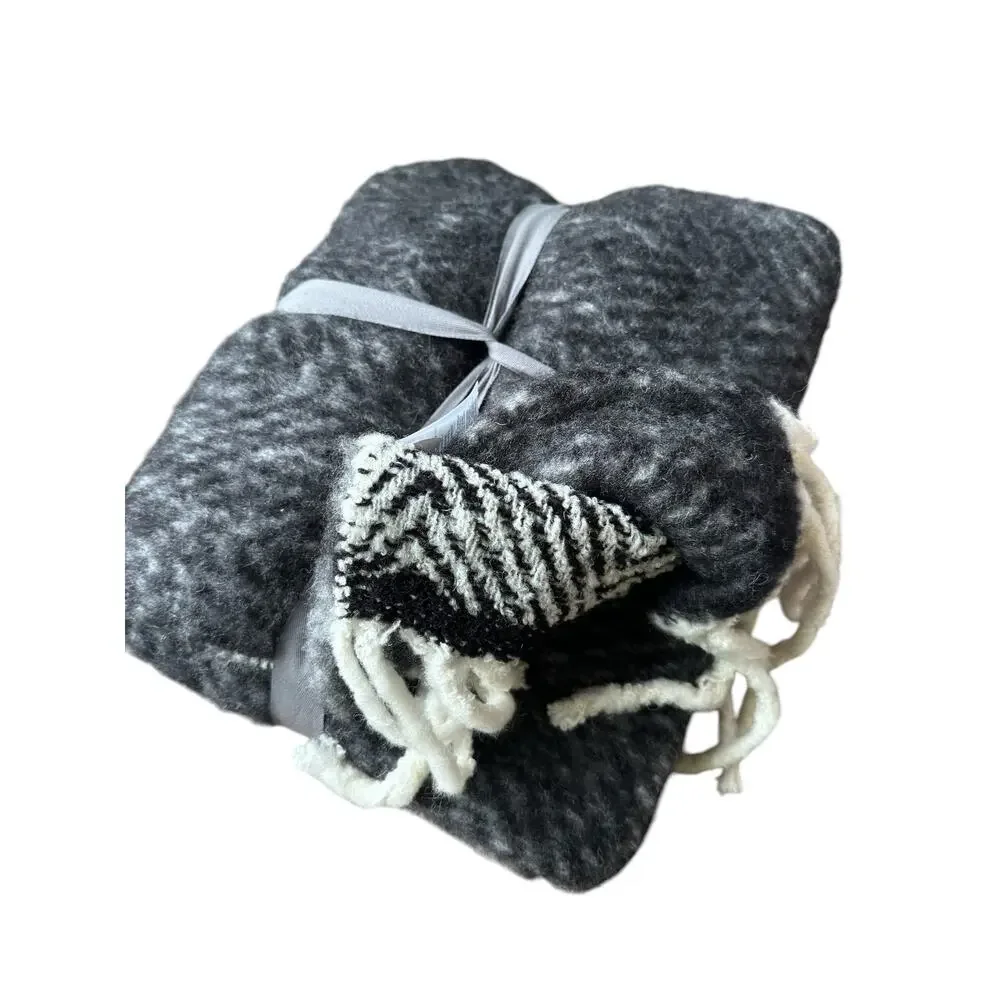 NWT West Elm Brushed Herringbone Throw Black /Cream 50”x70”