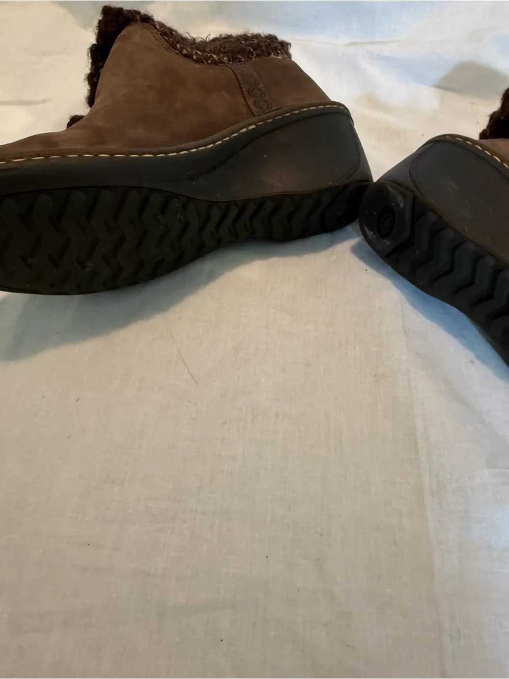 UGG many wear easy