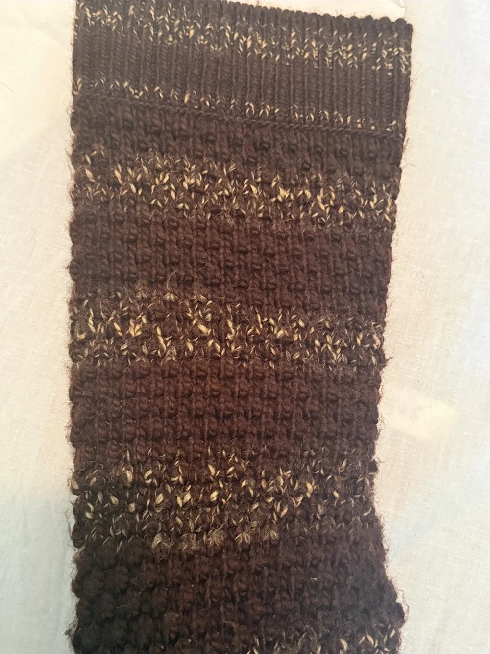UGG brown boots tones