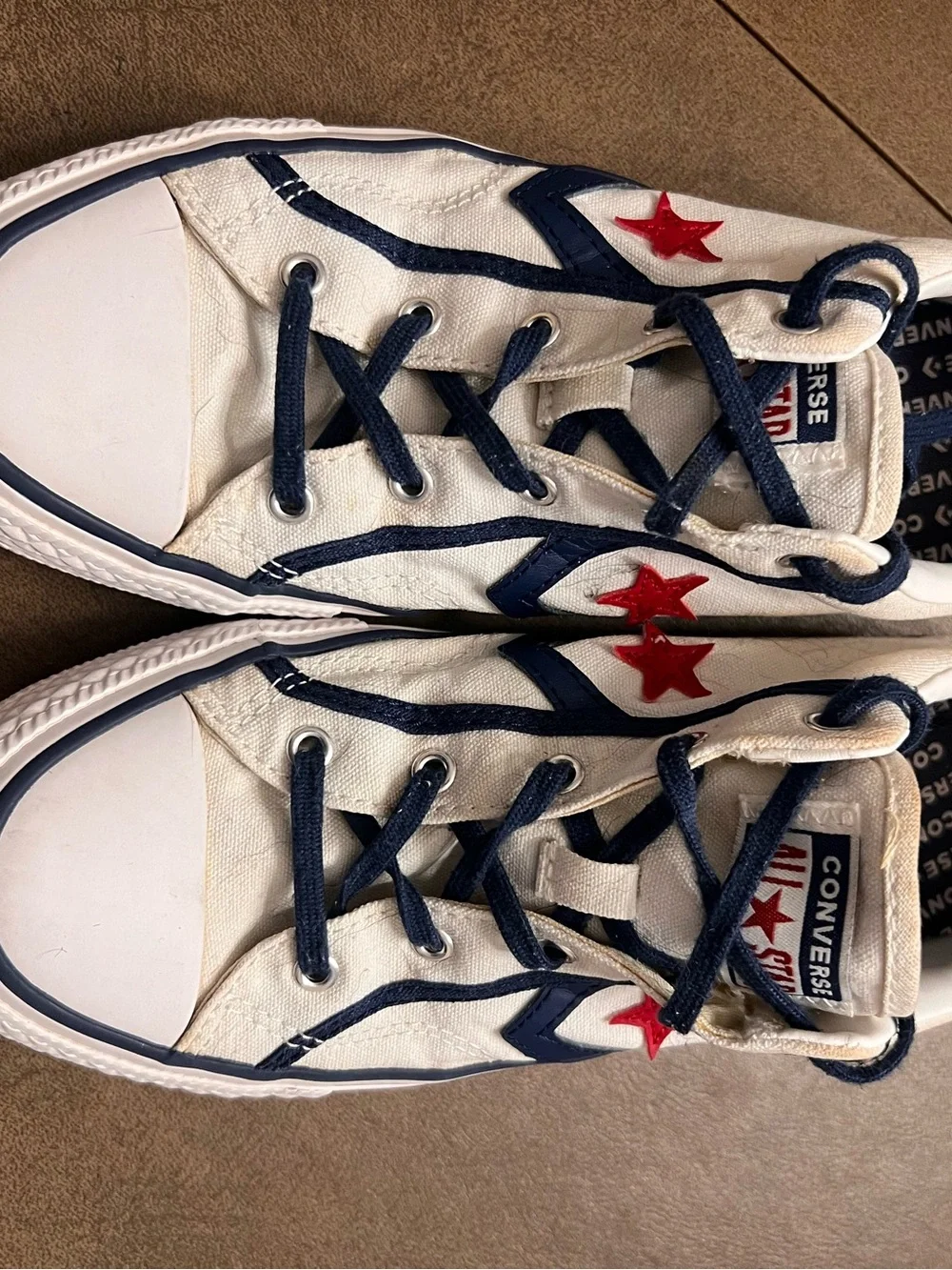 Converse white canvas