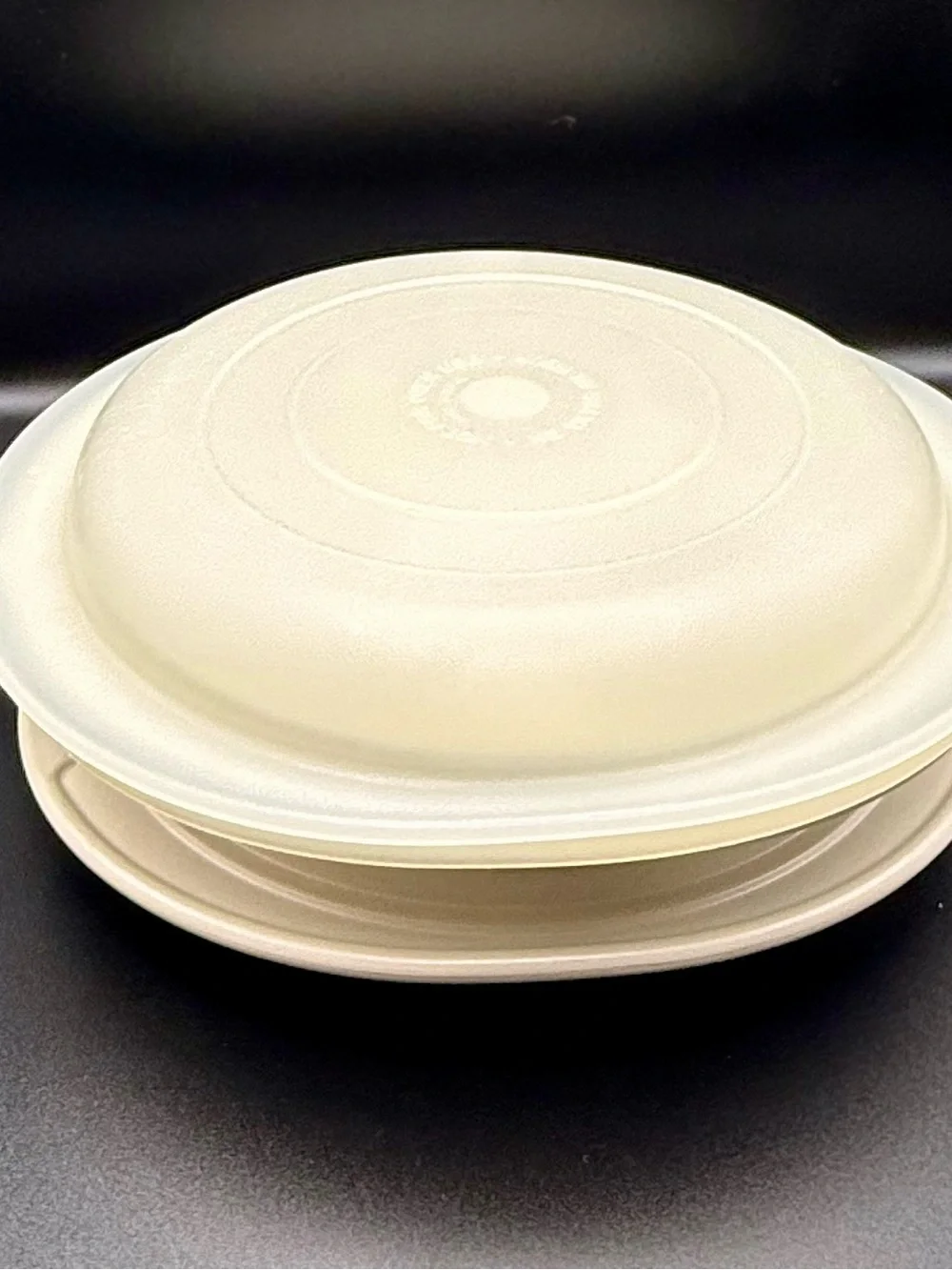 Tupperware vintage piece
