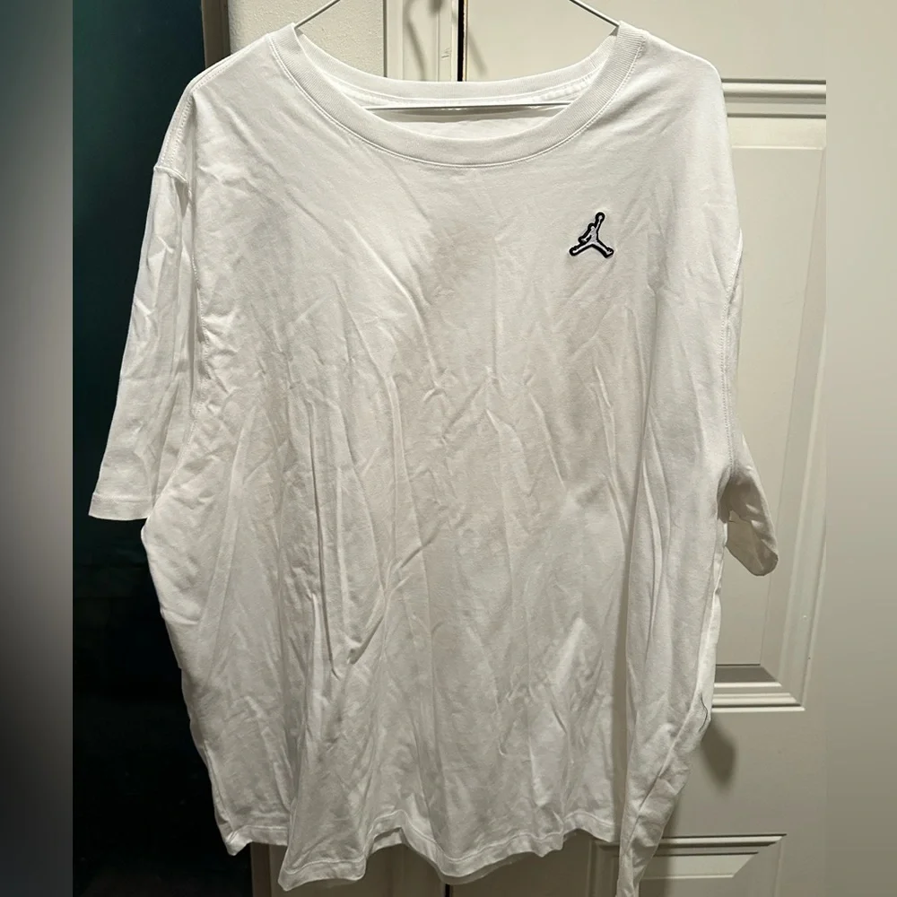 Jordan Essentials Short-Sleeve Boxy T-Shirt White DM5031-100