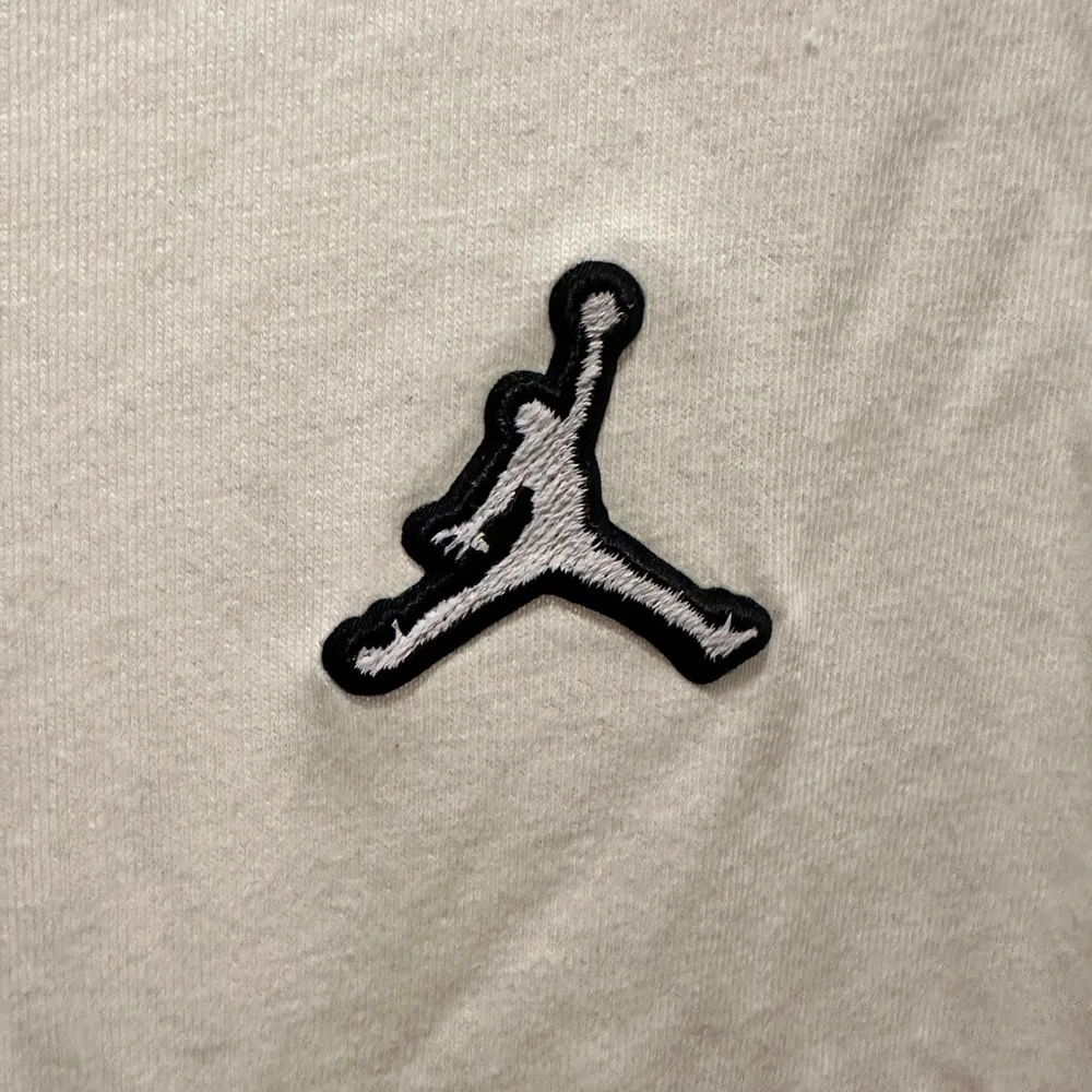 Jordan Essentials Short-Sleeve Boxy T-Shirt White DM5031-100