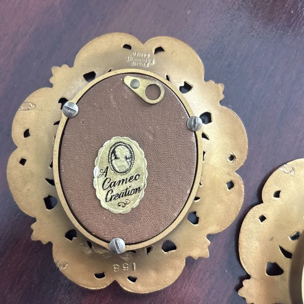 A Cameo Collection nice no