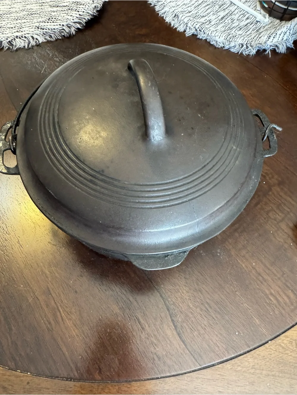 Wagner ware cast Iron Dutch Oven with Lid - Black