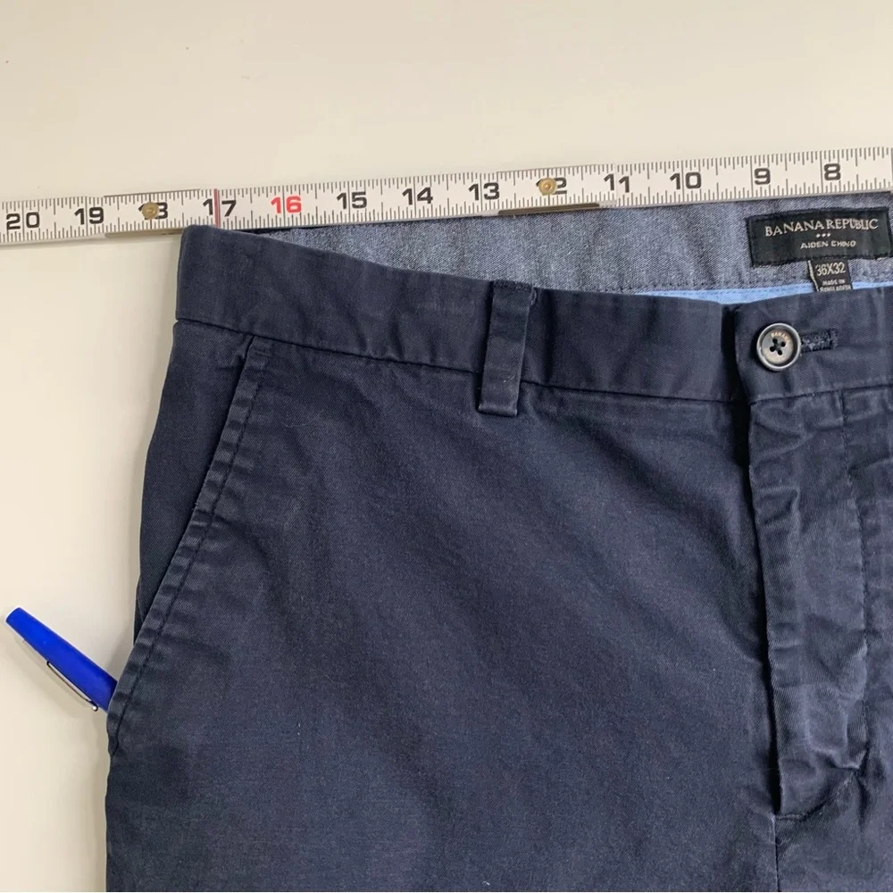 Banana Republic Aiden Chino Pants Flat Front In Navy Blue Straight Leg 36 x 32