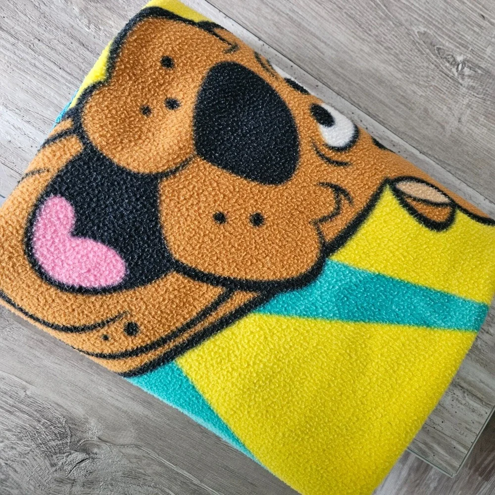 Vintage Y2K Scooby-Doo Fleece Throw Blanket Cartoon Network 45 x 61