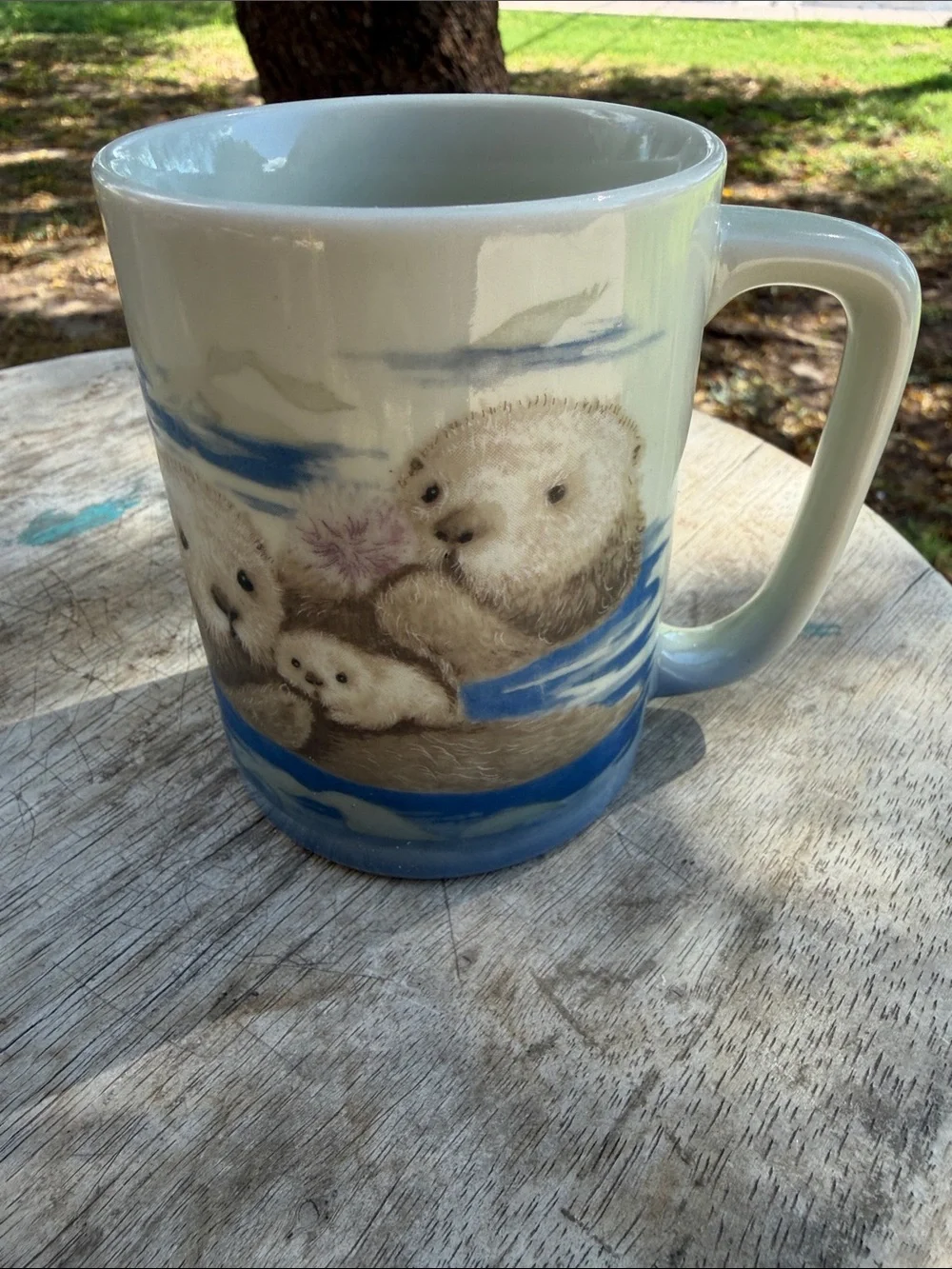 Otagiri Sea Otter Family Ceramic Mug in White and Blue